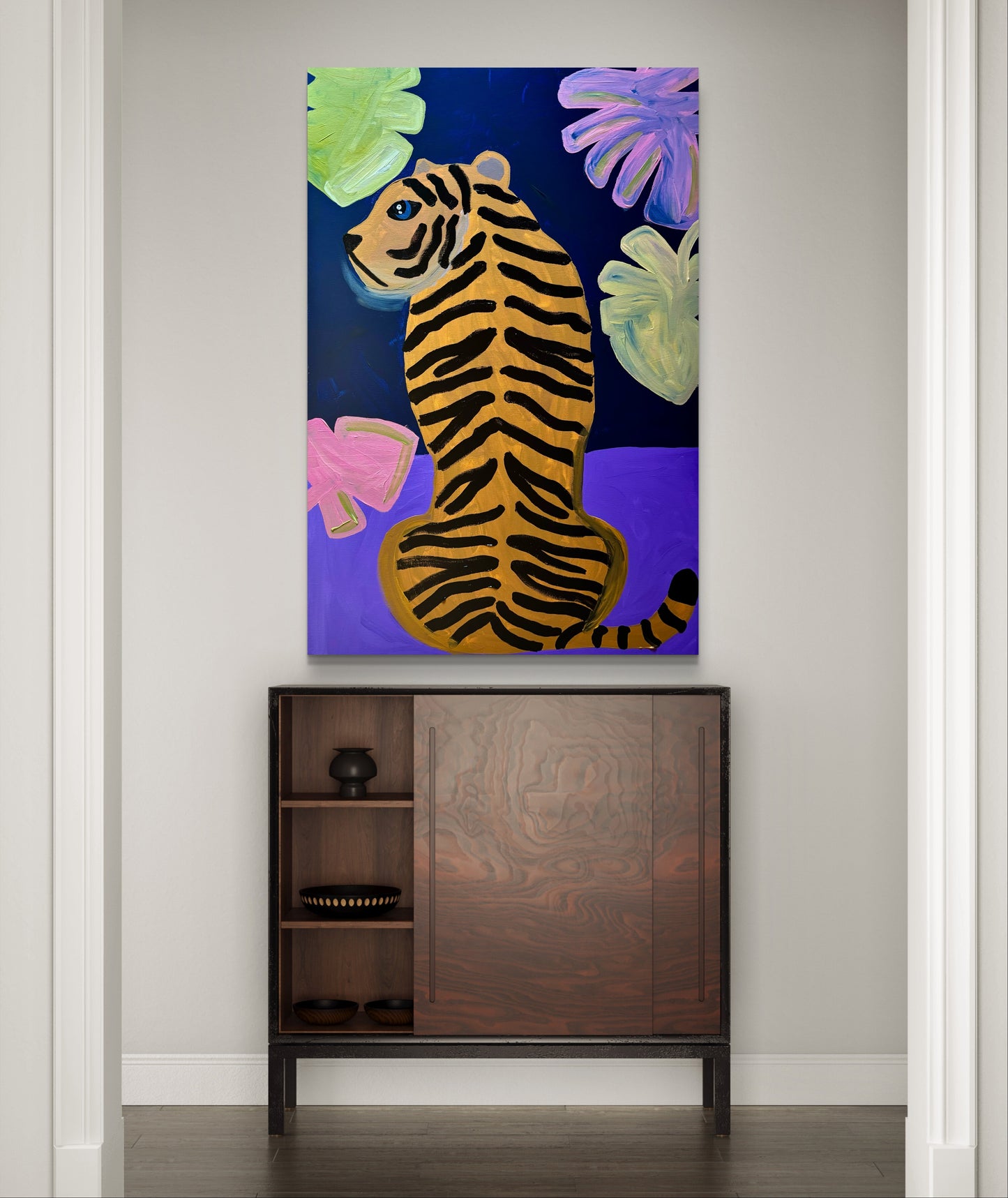 The tiger and the leaves
