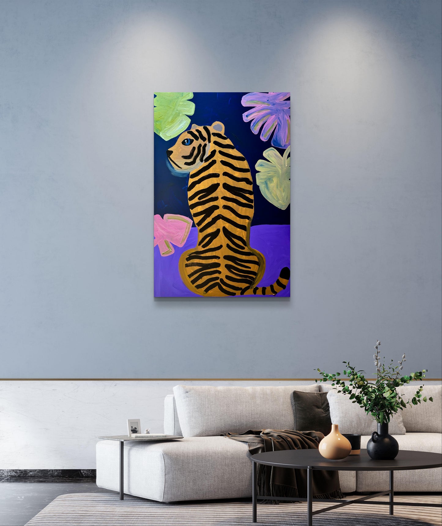 The tiger and the leaves